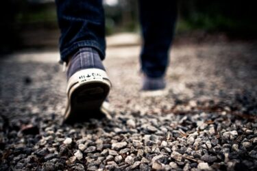 「徒歩がもたらす不便益」が地方を元気にする－脱クルマでつながりを取り戻す